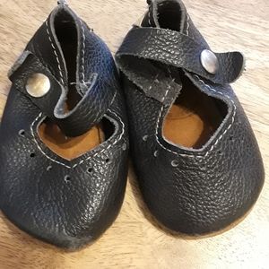 D&F shoes size 2